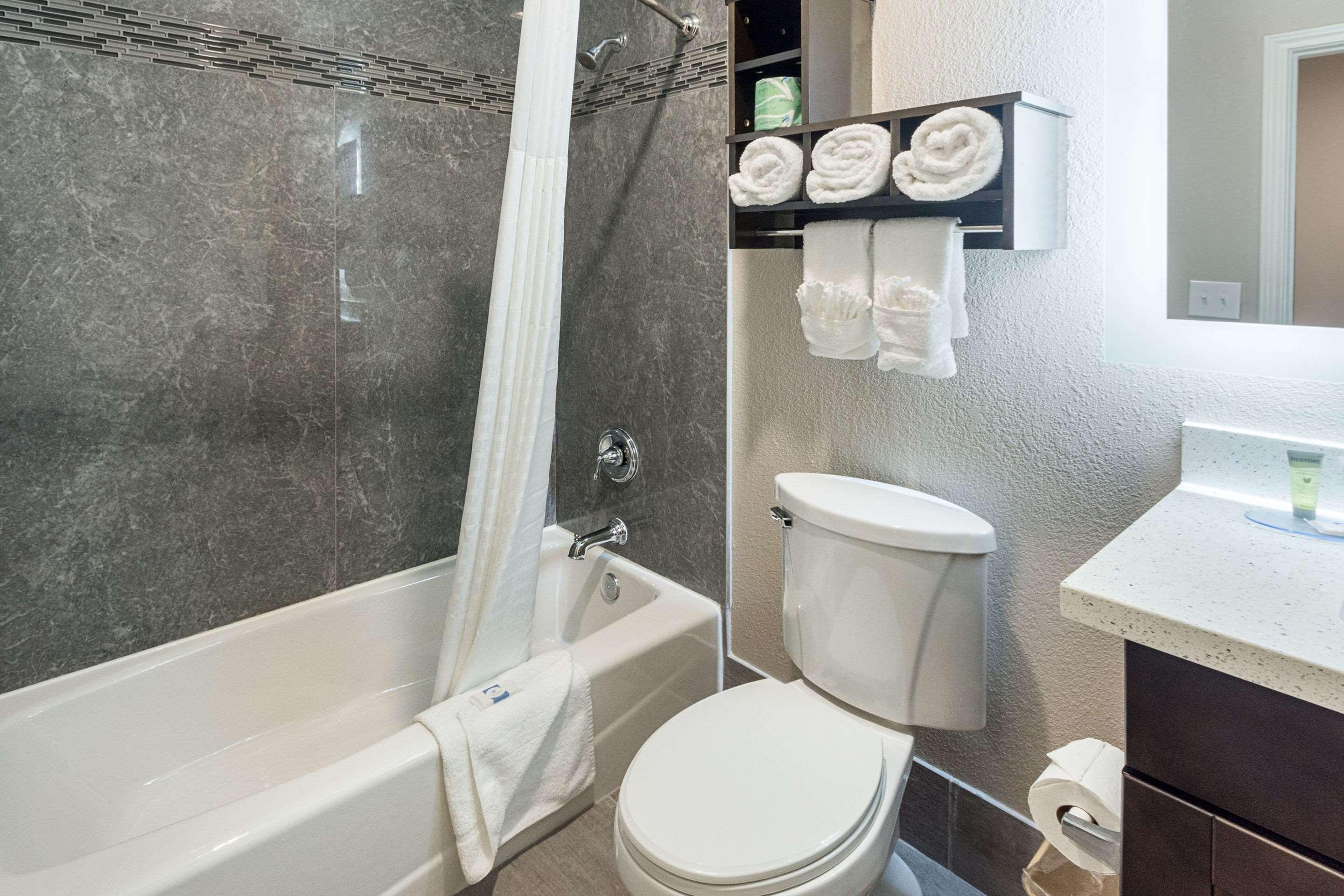 Econo Lodge Inn & Suites Houston Nw-Cy-Fair Jersey Village Zewnętrze zdjęcie