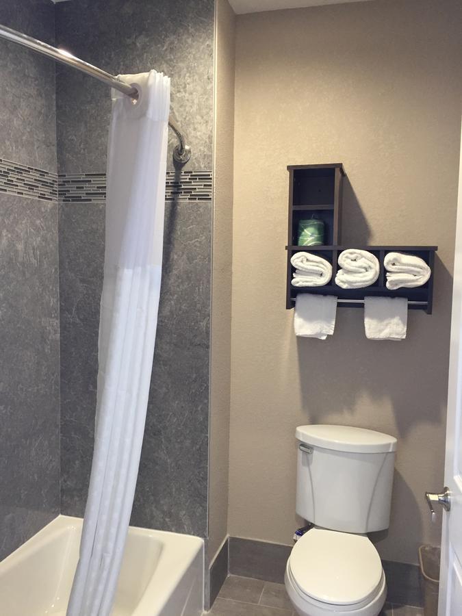 Econo Lodge Inn & Suites Houston Nw-Cy-Fair Jersey Village Zewnętrze zdjęcie
